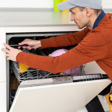 Paradise-Appliance-Repair-Men-image_08